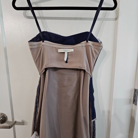 BCBGMAXAZRIA Runway Navy Strapless Dress with Embroidery in size 0 - Picture 6 of 9